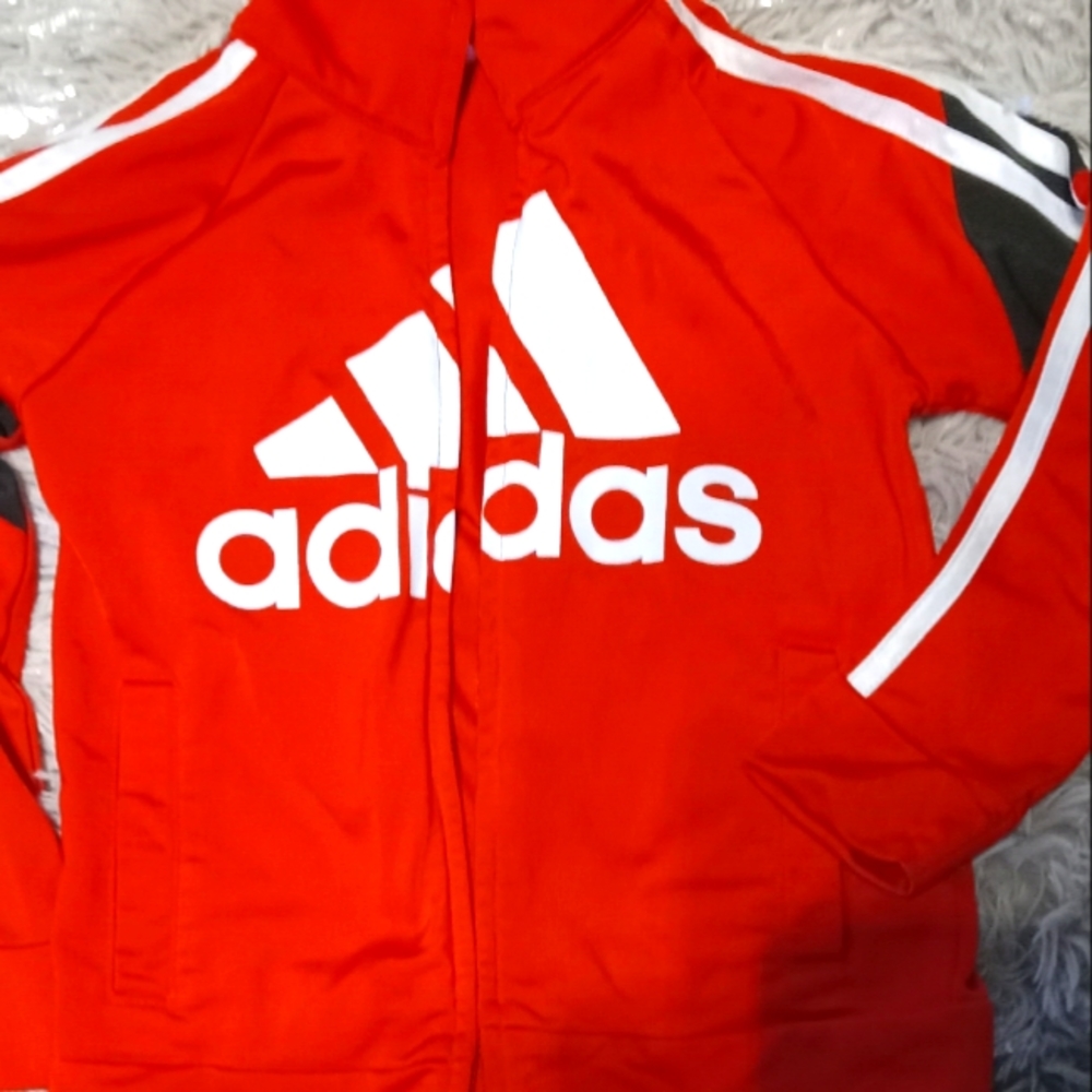 Adidas size 4t tracksuit